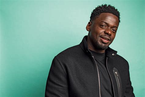 daniel kaluuya weight|Daniel Kaluuya Wiki, Height, Weight, Age, Girlfriend, Family,。